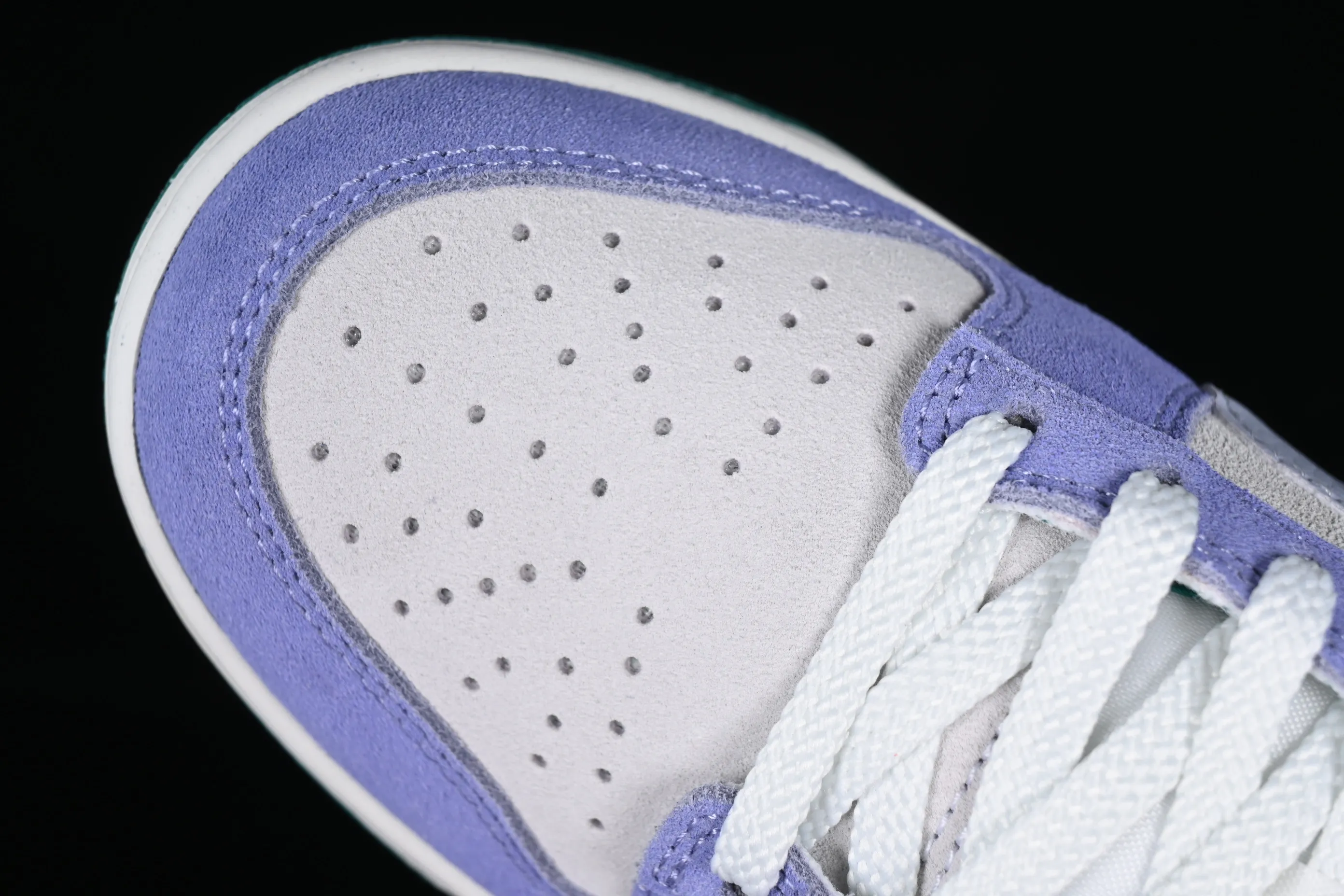 All categories Nk SB Dunk Series Nk SB Dunk Low low-top sneakers Nk SB Dunk Low "85" blue and white flowers double hook straps SB low-top sports and leisure sneakers DO9457-144